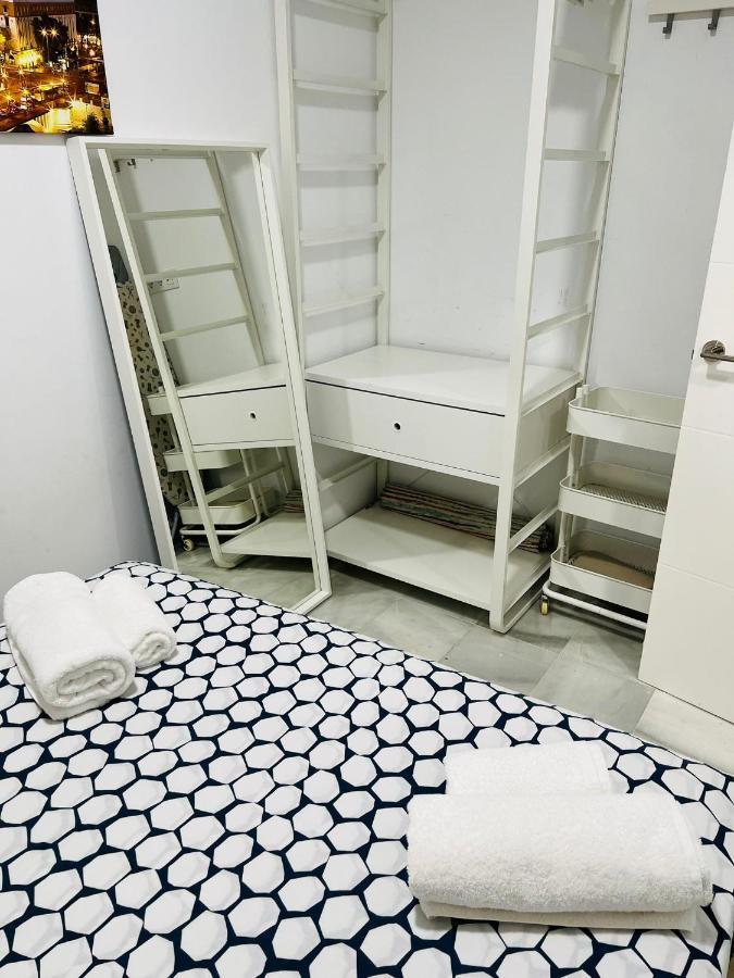 Ferienwohnung Segura Donkey Sevilla Exterior foto